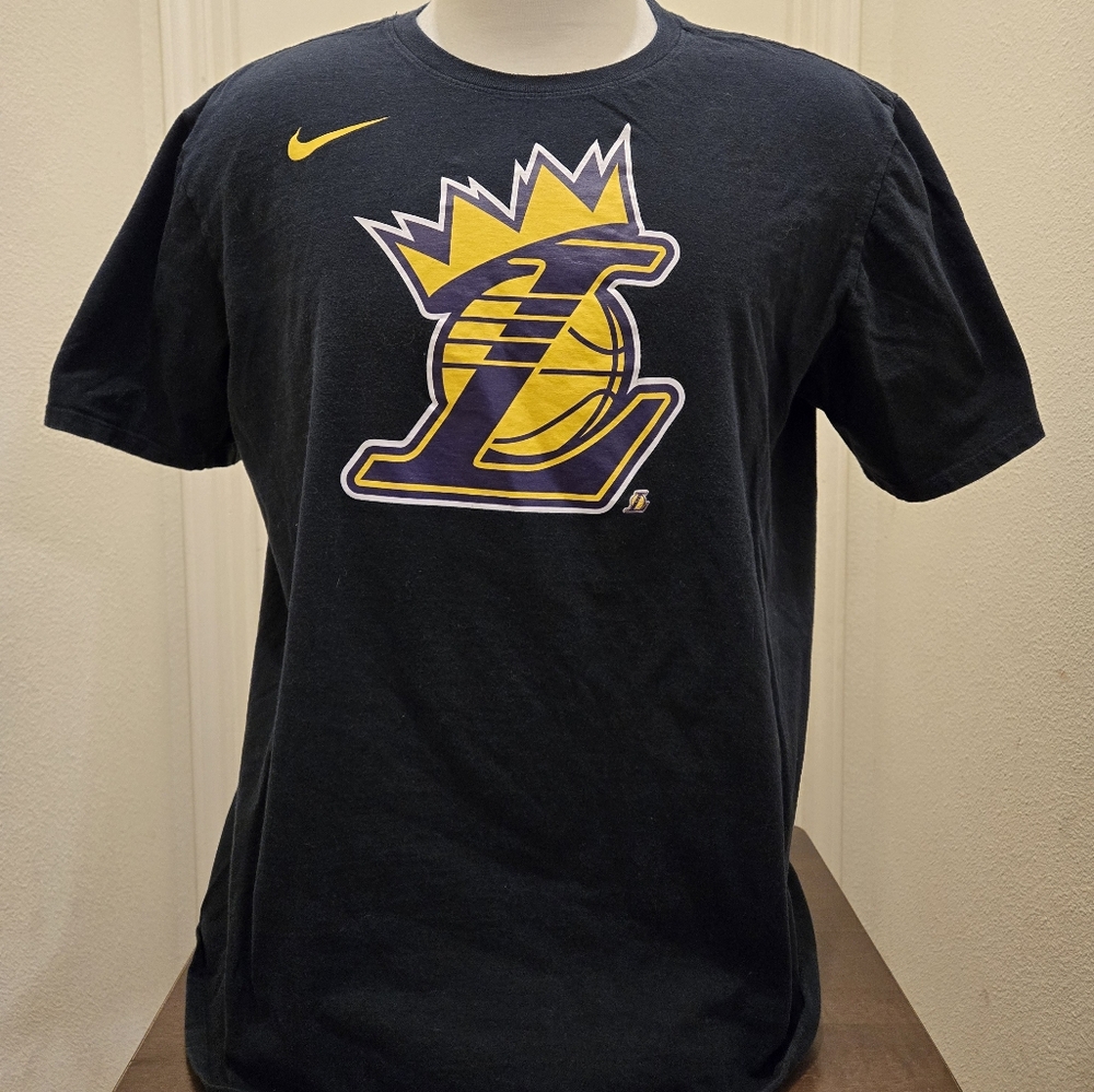 LA Lakers t-shirt, black, size: XL